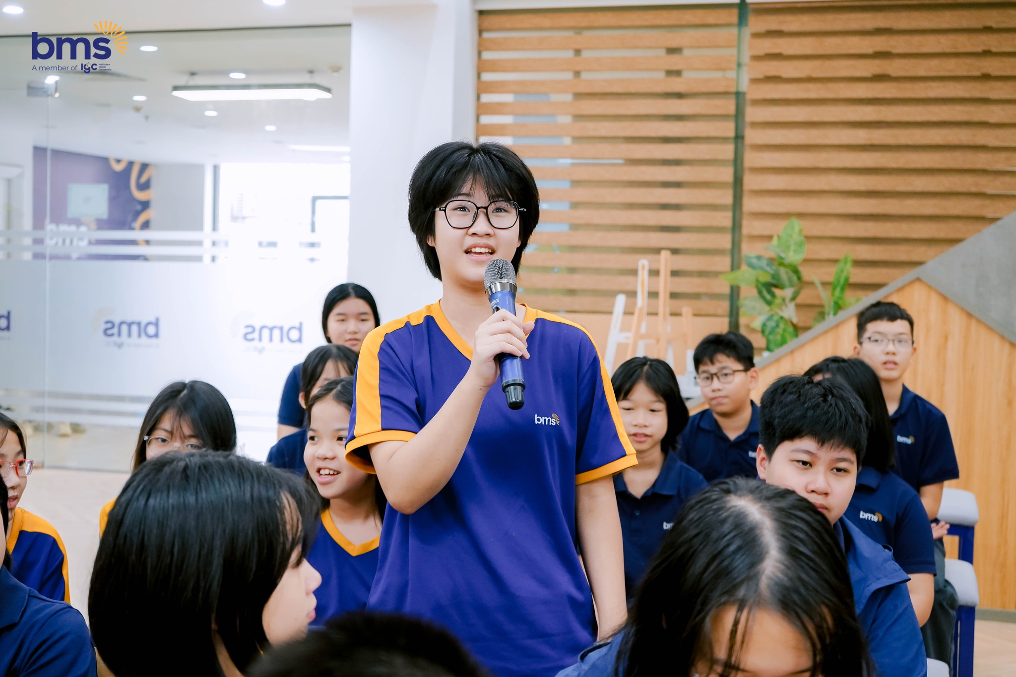 Nếu bạn được thay đổi một điều trong trường học, bạn sẽ thay đổi điều gì?