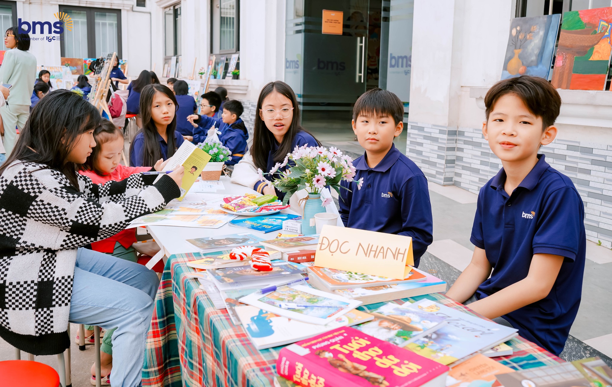 Cách chọn sách tham khảo phù hợp theo độ tuổi và cấp học