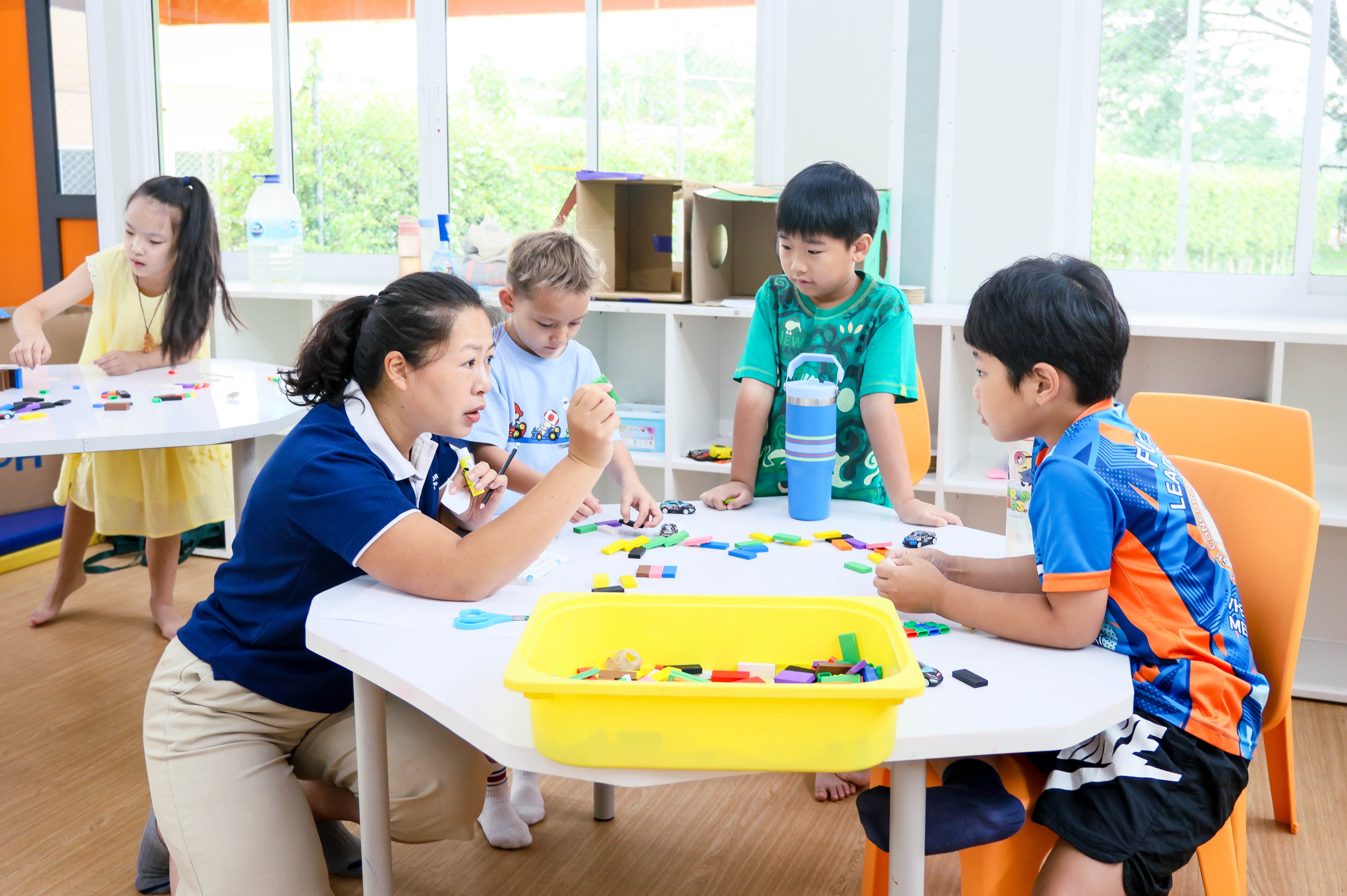 Tiêu chí và điều kiện xét học bổng giao lưu và trao đổi văn hóa quốc tế BMS Global Connect 2026